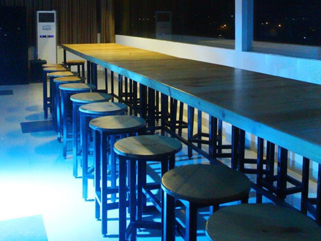 Dragon Inn Kendari Luaran gambar